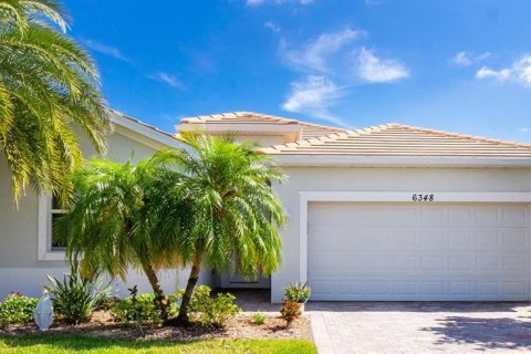 Villa ou maison à vendre à North Port, Floride: 4 chambres, 189.06 m2 № 1165797 - photo 1