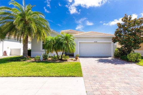 Villa ou maison à vendre à North Port, Floride: 4 chambres, 189.06 m2 № 1165797 - photo 7