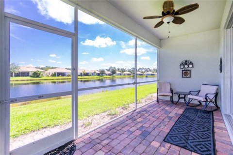 Villa ou maison à vendre à North Port, Floride: 4 chambres, 189.06 m2 № 1165797 - photo 6