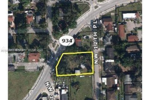 Propiedad comercial en venta en Miami, Florida, 89.93 m2 № 607869 - foto 21