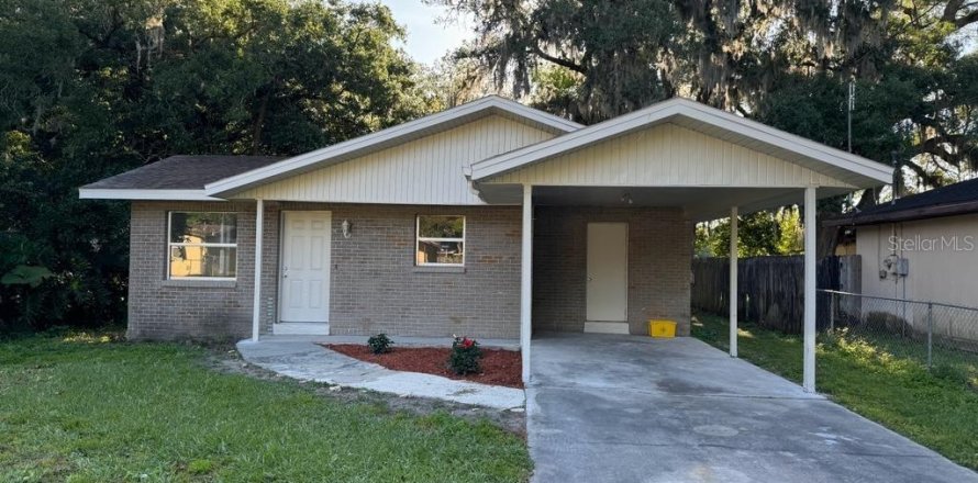 House in Lakeland, Florida 3 bedrooms, 85.1 sq.m. № 1111512