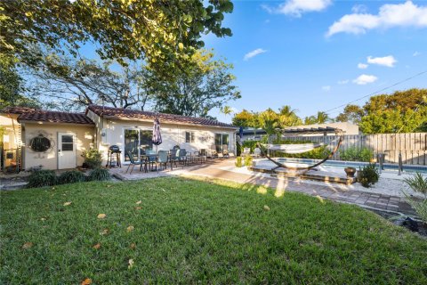 Villa ou maison à vendre à Fort Lauderdale, Floride: 2 chambres, 100.33 m2 № 1092430 - photo 11