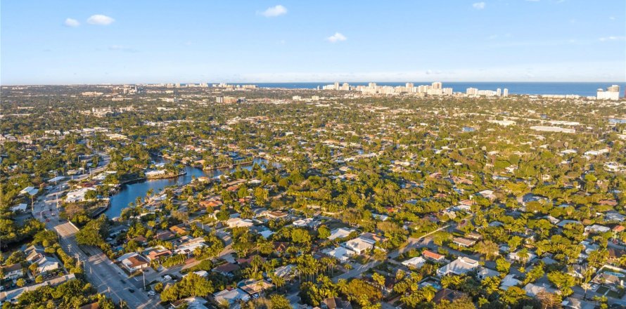 Casa en Fort Lauderdale, Florida 2 dormitorios, 100.33 m2 № 1092430