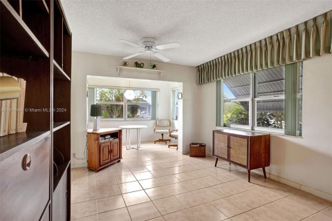 Copropriété à vendre à Pompano Beach, Floride: 2 chambres, 76.64 m2 № 1145583 - photo 8