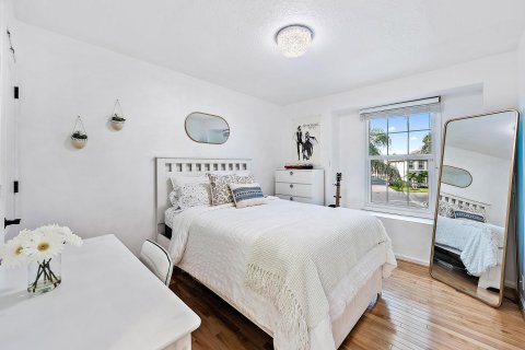 Villa ou maison à vendre à West Palm Beach, Floride: 4 chambres, 236.9 m2 № 763259 - photo 11