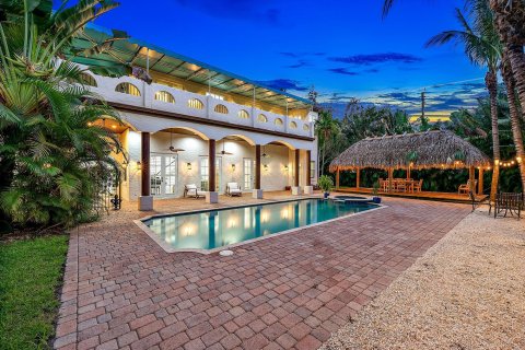 Villa ou maison à vendre à Tequesta, Floride: 4 chambres, 327.95 m2 № 763229 - photo 4