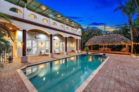 Villa ou maison à vendre à Tequesta, Floride: 4 chambres, 327.95 m2 № 763229 - photo 5