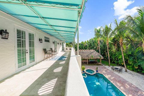 Villa ou maison à vendre à Tequesta, Floride: 4 chambres, 327.95 m2 № 763229 - photo 28