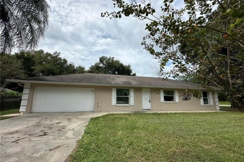 Villa ou maison à louer à Ocala, Floride: 3 chambres, 110.37 m2 № 1367686 - photo 1