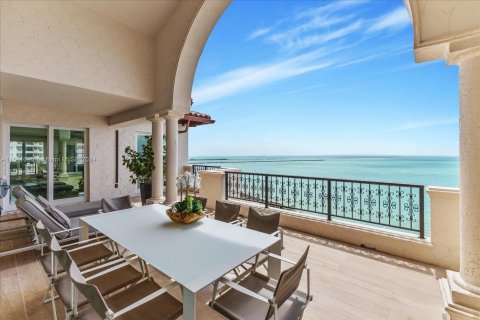 Copropriété à vendre à Miami Beach, Floride: 5 chambres, 633.59 m2 № 1233551 - photo 12