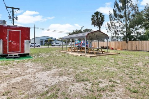 Commercial property in Tampa, Florida 150.5 sq.m. № 570078 - photo 7