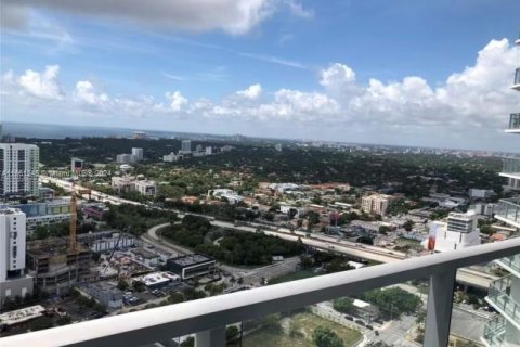 Condo in Miami, Florida, 1 bedroom  № 1367614 - photo 7