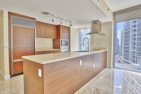 Condominio en alquiler en Miami, Florida, 2 dormitorios, 123.28 m2 № 1367526 - foto 2