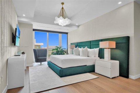 Condominio en venta en Miami Beach, Florida, 3 dormitorios, 287.63 m2 № 1367487 - foto 21