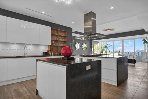 Copropriété à vendre à Miami Beach, Floride: 3 chambres, 287.63 m2 № 1367487 - photo 6