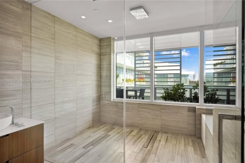 Copropriété à vendre à Miami Beach, Floride: 3 chambres, 287.63 m2 № 1367487 - photo 28