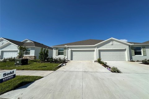 House in Wesley Chapel, Florida 3 bedrooms, 145.39 sq.m. № 1378266 - photo 2