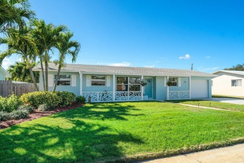 Villa ou maison à vendre à Jupiter, Floride: 4 chambres, 130.71 m2 № 1182761 - photo 2