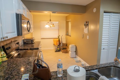 Condominio en venta en Coral Springs, Florida, 3 dormitorios, 127.74 m2 № 1005516 - foto 23
