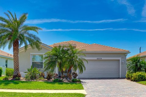 Villa ou maison à vendre à North Port, Floride: 4 chambres, 189.06 m2 № 1124924 - photo 2