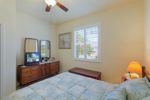 Casa en venta en North Port, Florida, 4 dormitorios, 189.06 m2 № 1124924 - foto 28