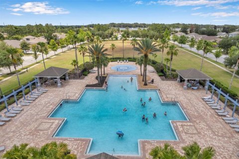 Villa ou maison à vendre à Wesley Chapel, Floride: 4 chambres, 256.41 m2 № 1268600 - photo 7