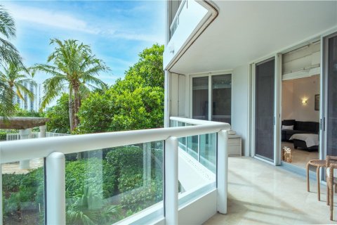 Condominio en venta en Aventura, Florida, 2 dormitorios, 173.26 m2 № 1325705 - foto 5