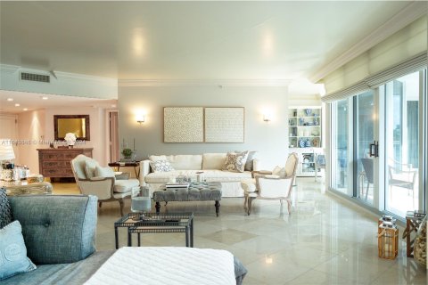 Condo in Aventura, Florida, 2 bedrooms  № 1325705 - photo 28