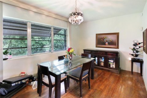 Casa en venta en Miami, Florida, 3 dormitorios, 137.12 m2 № 1325661 - foto 8