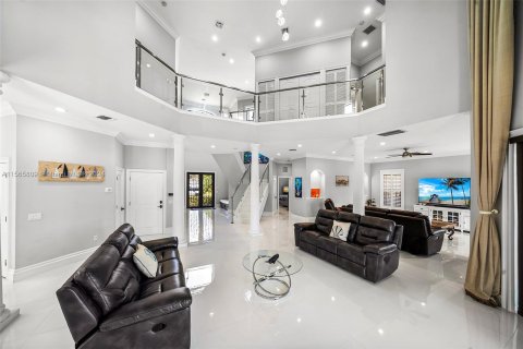 Casa en venta en Hollywood, Florida, 4 dormitorios, 399.02 m2 № 1102947 - foto 9