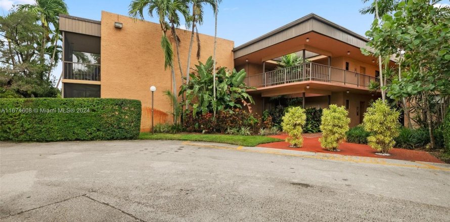 Condo in Plantation, Florida, 2 bedrooms  № 1398256