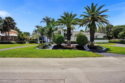 Villa ou maison à vendre à Palmetto Bay, Floride: 4 chambres, 263.19 m2 № 1292031 - photo 27