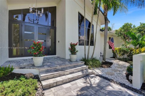 Villa ou maison à vendre à Palmetto Bay, Floride: 4 chambres, 263.19 m2 № 1292031 - photo 30