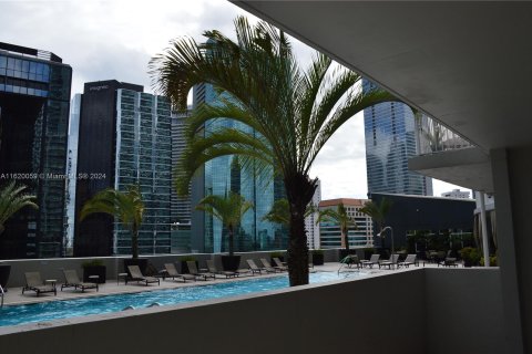 Condo in Miami, Florida, 1 bedroom  № 1242446 - photo 30