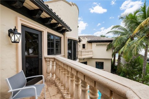 Villa ou maison à louer à Fort Lauderdale, Floride: 6 chambres, 593.09 m2 № 976693 - photo 11