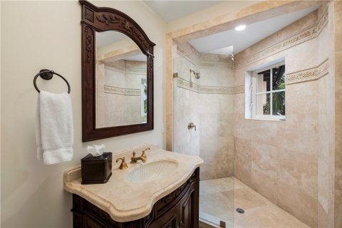 House in Fort Lauderdale, Florida 6 bedrooms, 593.09 sq.m. № 976693 - photo 25