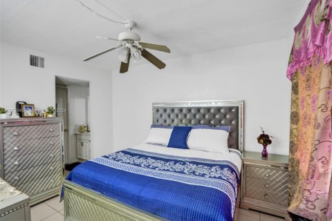 Copropriété à vendre à Coral Springs, Floride: 3 chambres, 88.26 m2 № 1155108 - photo 19