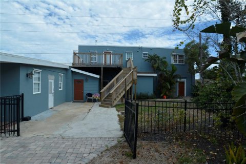 Immobilier commercial à vendre à Punta Gorda, Floride: 644.65 m2 № 974890 - photo 19