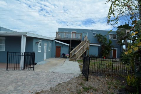 Immobilier commercial à vendre à Punta Gorda, Floride: 644.65 m2 № 974890 - photo 18