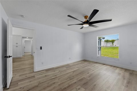 Casa en venta en Lutz, Florida, 5 dormitorios, 263.29 m2 № 1375248 - foto 19