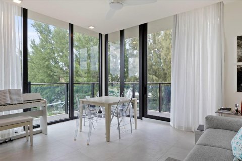 Appartement à vendre à Miami-Dade, Floride: 3 chambres, 186 m2 № 21576 - photo 2