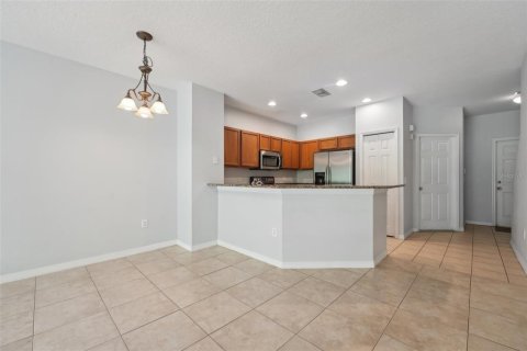 Townhouse in Tampa, Florida 2 bedrooms, 130.99 sq.m. № 1312702 - photo 28