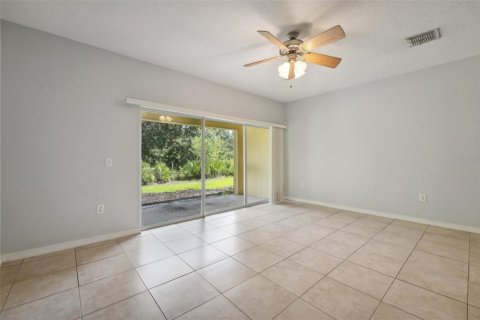 Townhouse in Tampa, Florida 2 bedrooms, 130.99 sq.m. № 1312702 - photo 26