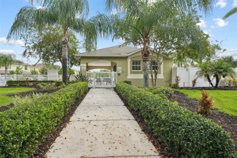 Touwnhouse à vendre à Tampa, Floride: 2 chambres, 130.99 m2 № 1312702 - photo 20