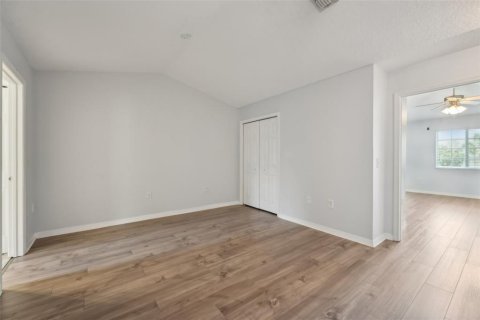 Touwnhouse à vendre à Tampa, Floride: 2 chambres, 130.99 m2 № 1312702 - photo 12