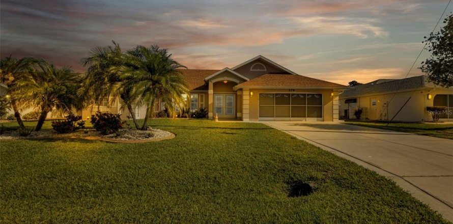 Casa en Punta Gorda, Florida 4 dormitorios, 233.18 m2 № 1190734