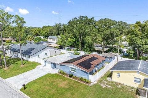 Villa ou maison à vendre à Tampa, Floride: 3 chambres, 129.78 m2 № 1382465 - photo 8