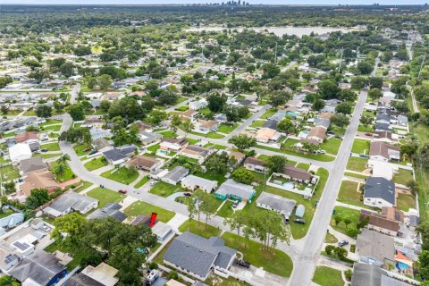 Villa ou maison à vendre à Tampa, Floride: 3 chambres, 129.78 m2 № 1382465 - photo 17