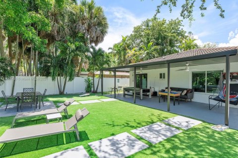 Casa en venta en Miami, Florida, 3 dormitorios, 137.12 m2 № 1374237 - foto 30