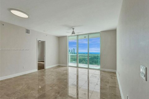 Apartment in North Miami, Florida 2 bedrooms, 148.92 sq.m. № 1364258 - photo 19